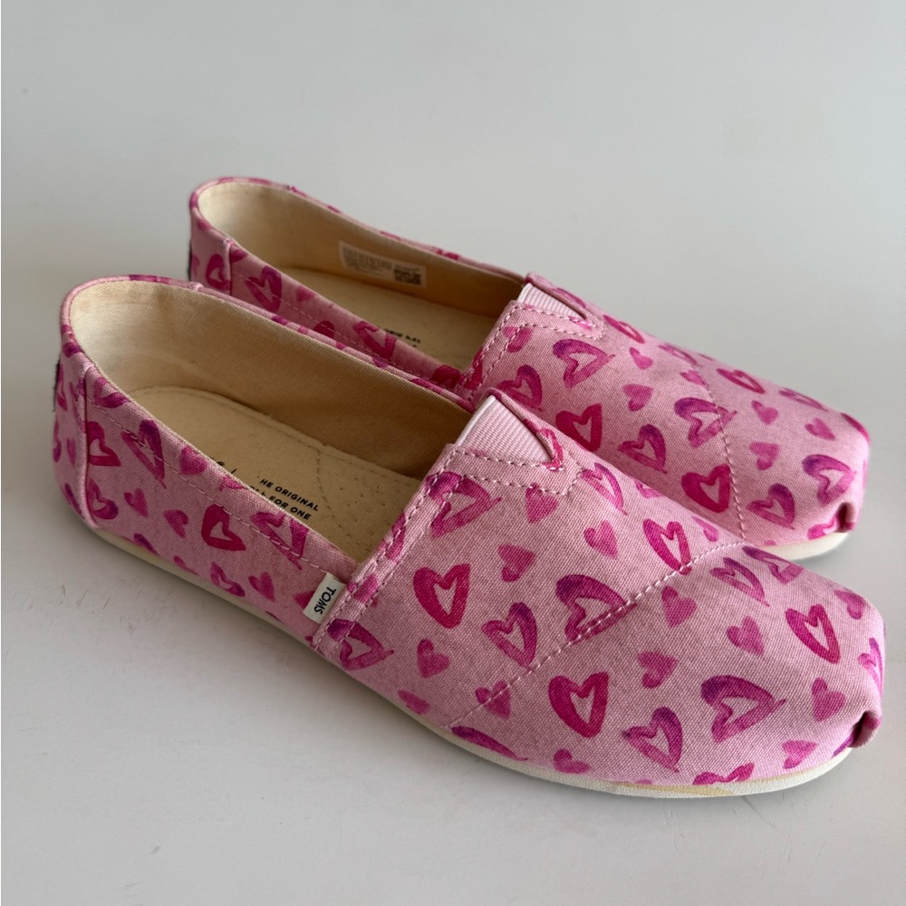 Toms Parfait Pink Hearts Canvas